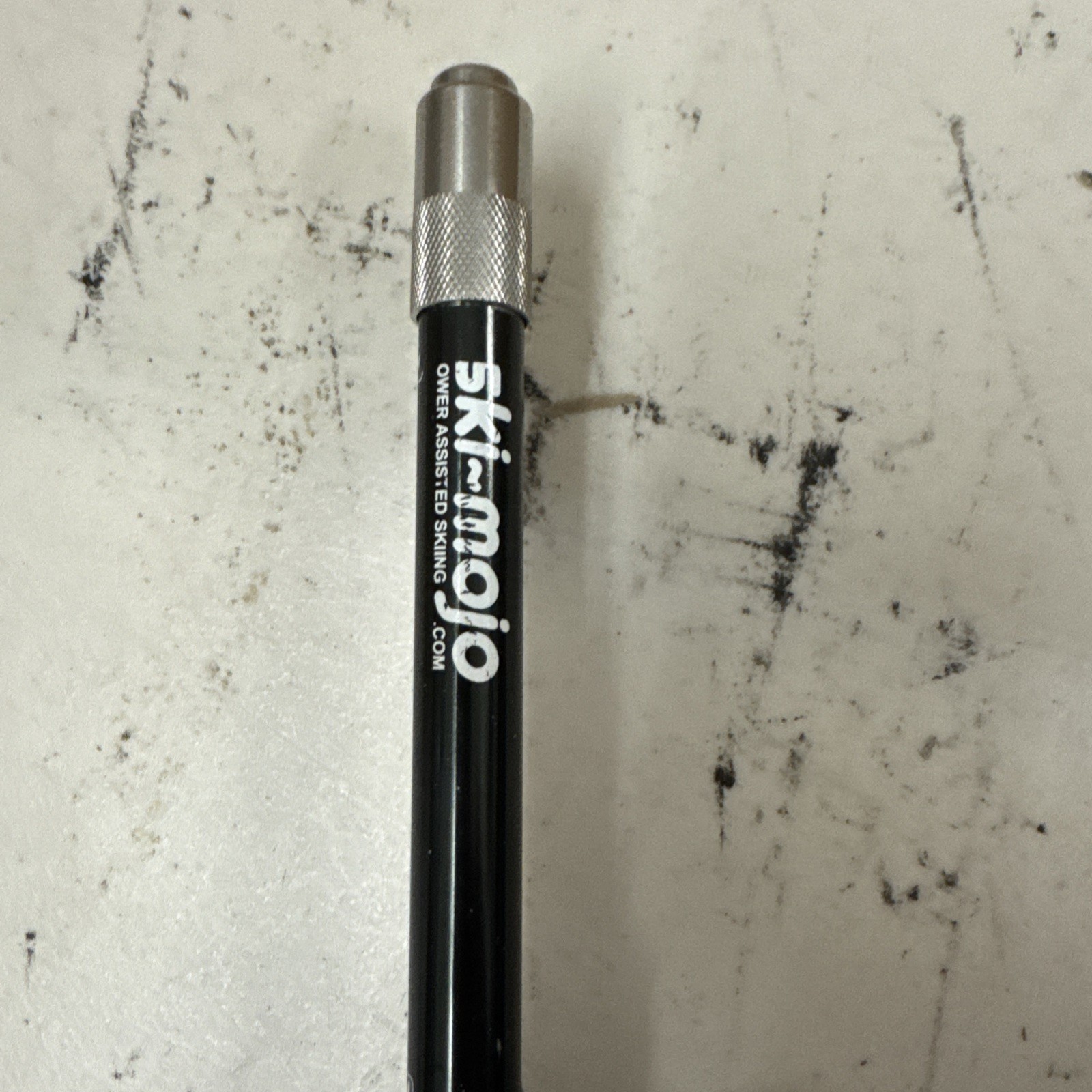 SKI MOJO ASSIST DEVICE for SKIING black with accessories and directions 2015/16