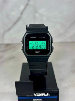 Custom Black Casio F91W Green Screen Mod