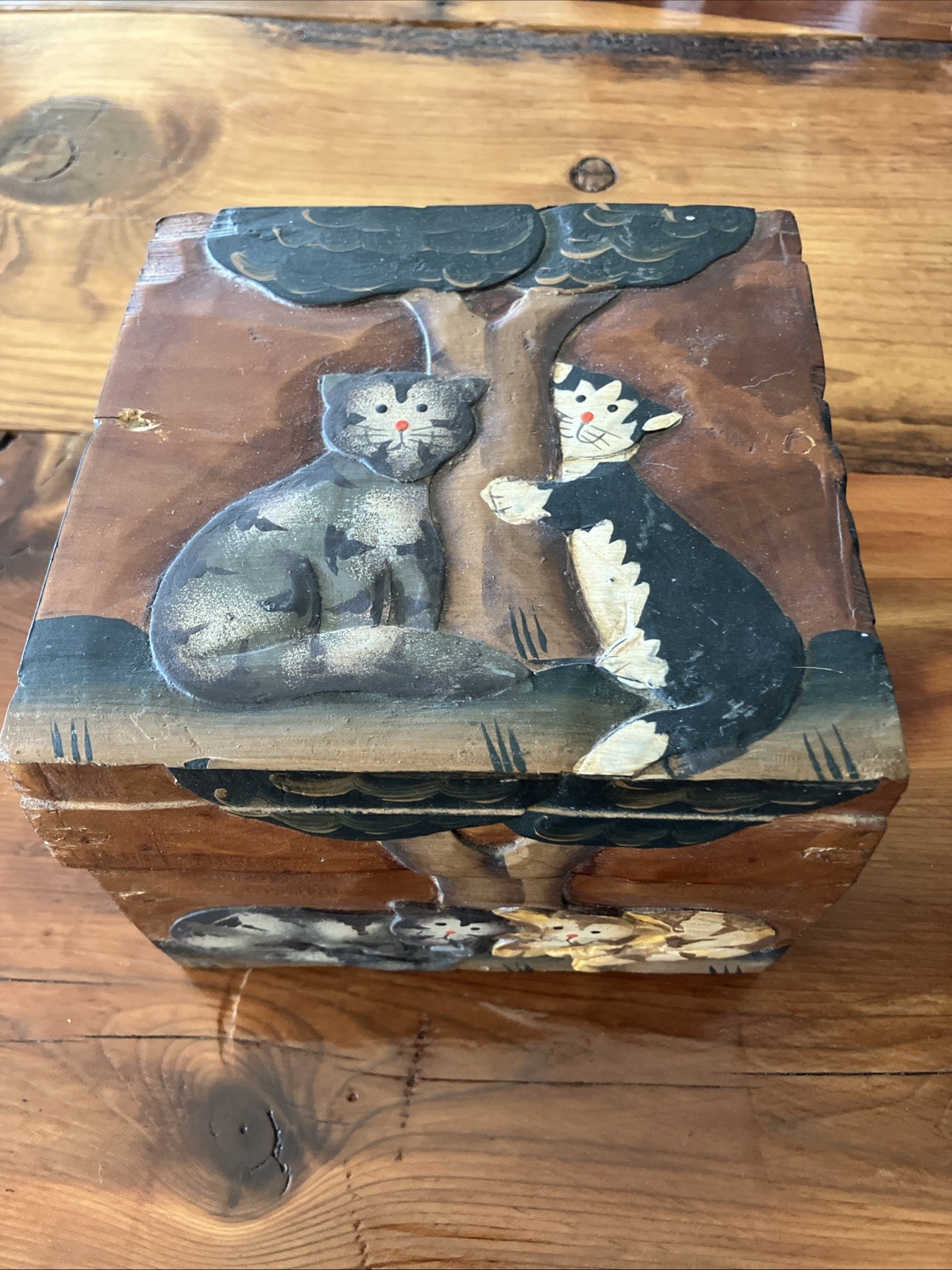 Vintage Hand Carved Wood Cat Trinket Box 6” X 6” X 5” Tall