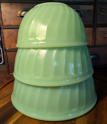 Fire King Jadeite Swirl Green 7'' 8'' 9  Nesting 3pc Mixing Bowl Set USA VITNAGE