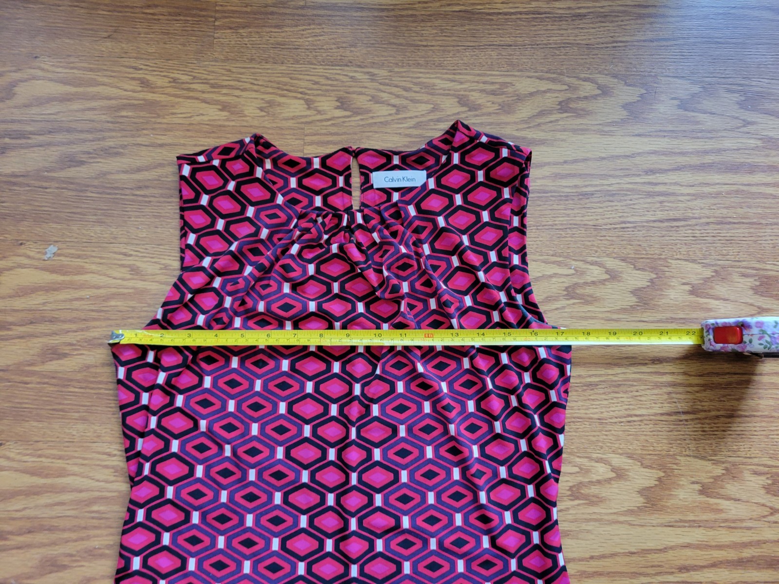 Calvin Klein Red Geometric Pattern Sleeveless She… - image 5