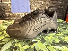 Nike Shox R4 Black Triple Black HQ1988-001 Men  s Size 9.5 Running Shoes New