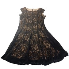 Danny & Nicole Lace Fit & Flare Dress Black Nude Lined Sz 10–12 Est Elegant