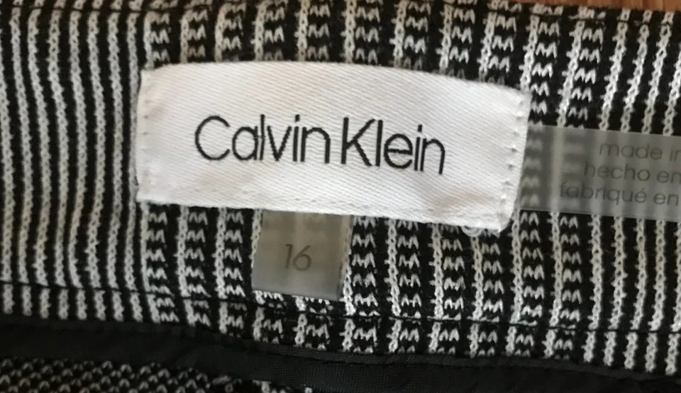 Calvin Klein Women's Sz 16 Pleat Front Plaid Wide Leg Pants Black White 38W  32L - Image 3 of 4