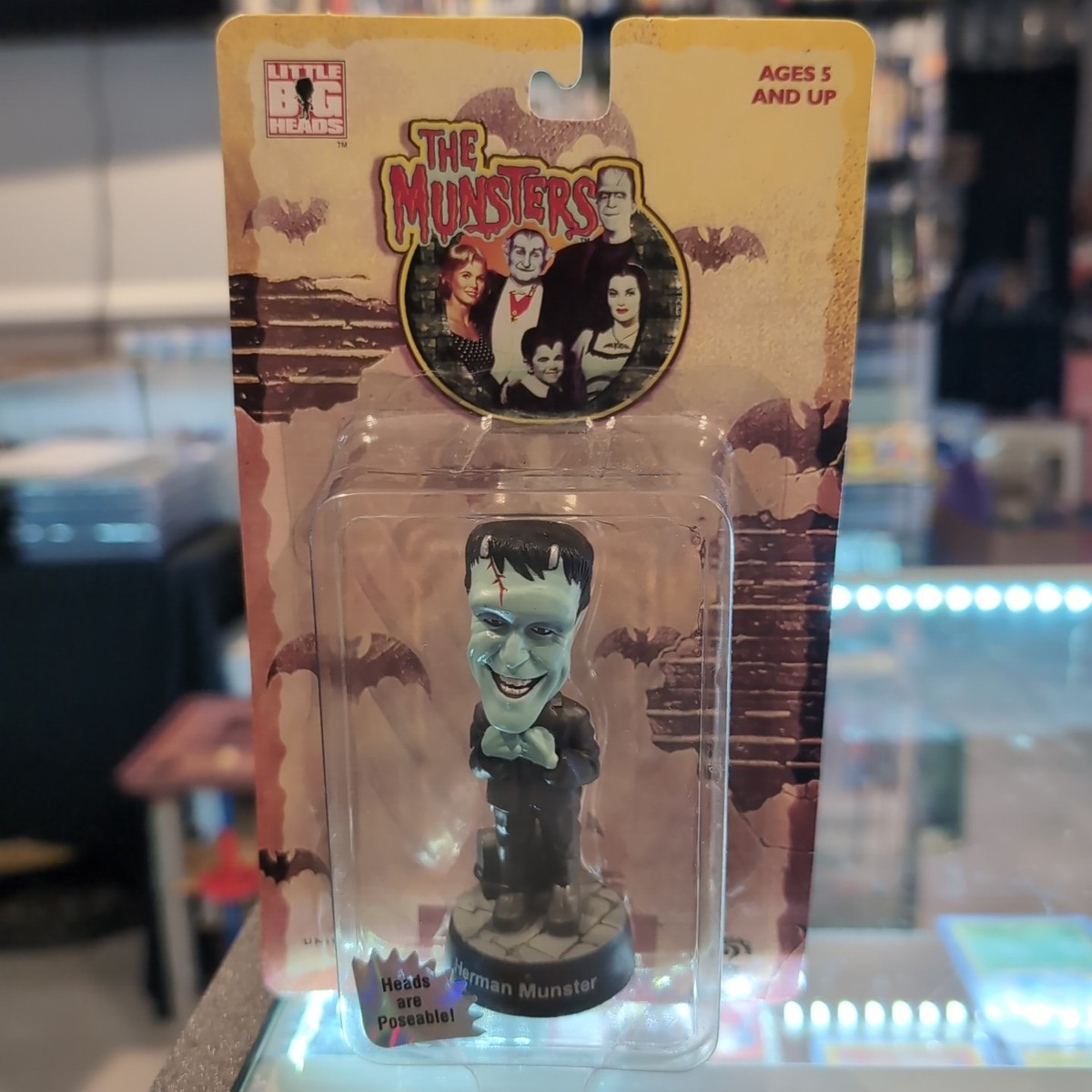 Little Big Heads The Munsters by Sideshow Lily & Herman Munster