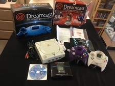 SEGA Dreamcast Console w/ 2 Controllers, Box,...