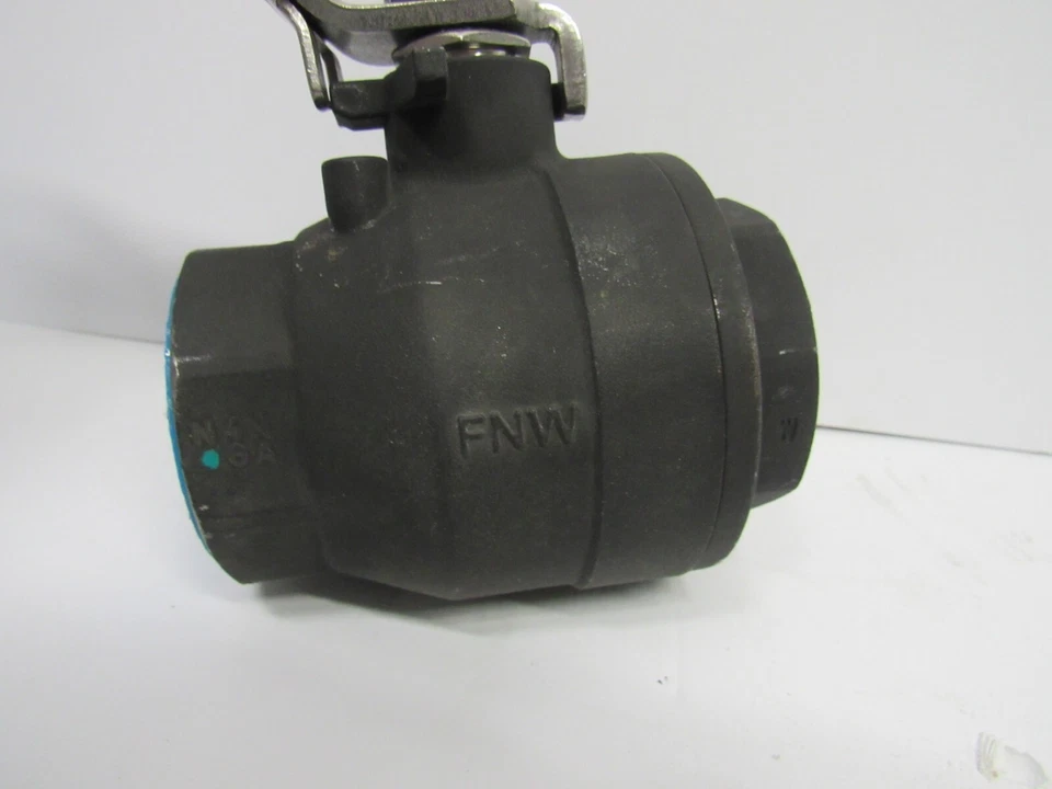 FNW FIG 1221A, válvula de bola, acero al carbono, en línea, tamaño de tubería 2", conexión FE Foto 4 de 4