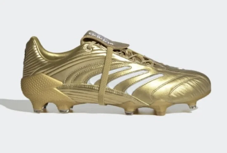 Adidas Predator Absolute FG Firm Ground in Gold - Size 8