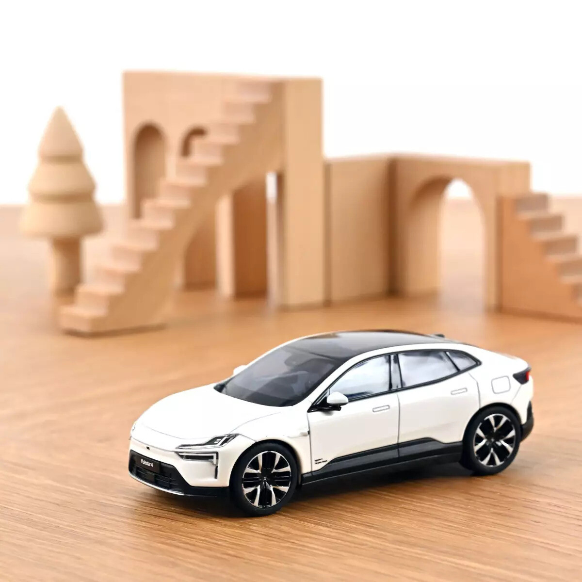 NOREV 874010 1:43 Polestar 4 2024 Snow