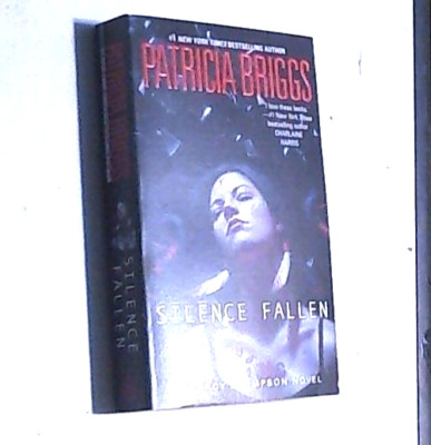 Mercy Thompson novel Silence Fallen by Patricia Briggs (2018, Mass Market)