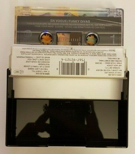 UK Cassette Album, Funky Divas by En Vogue - Picture 3 of 3