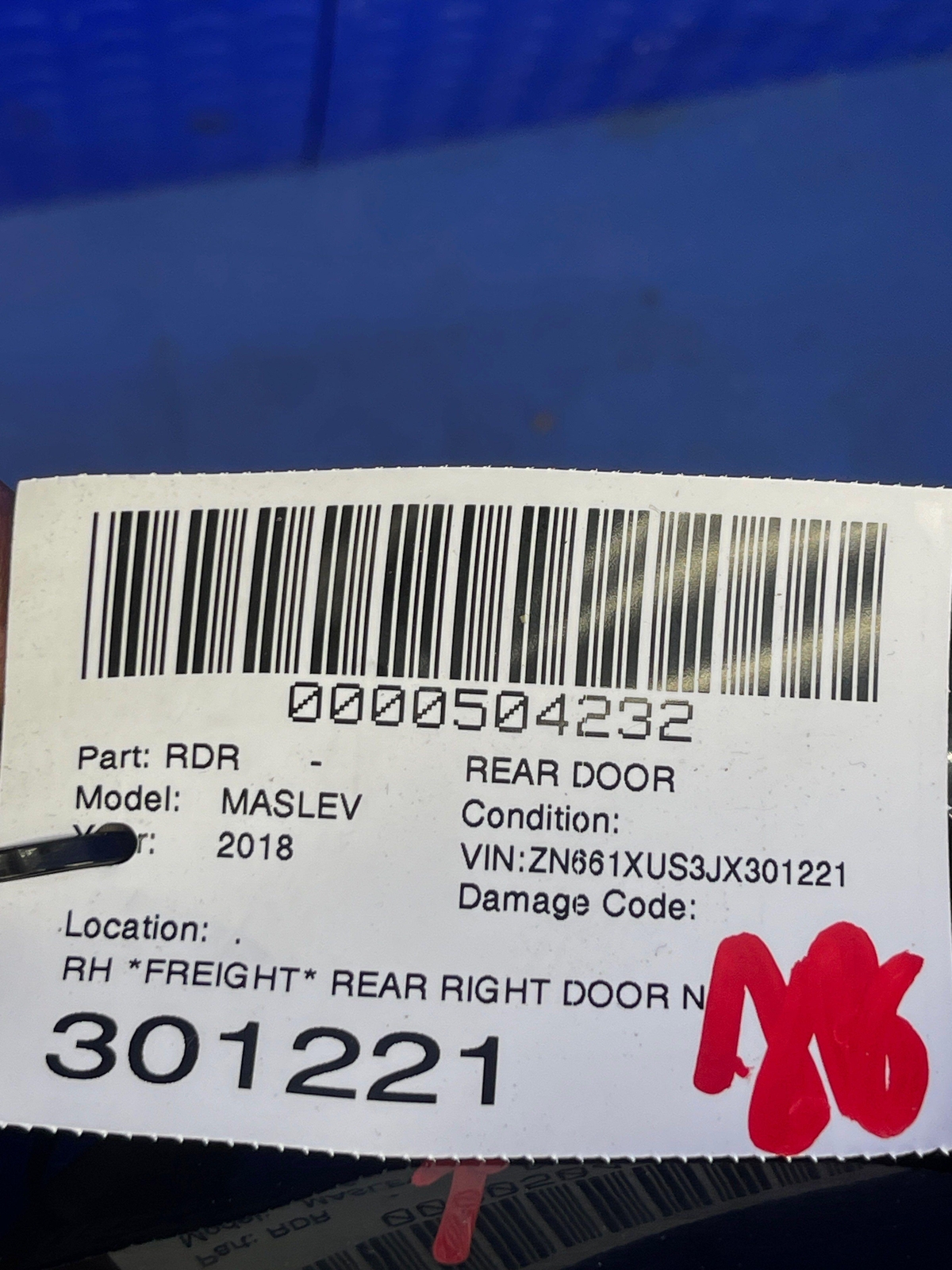 2017-2022 MASERATI LEVANTE OEM REAR RIGHT DOOR **NO GLASS** NERO (820)