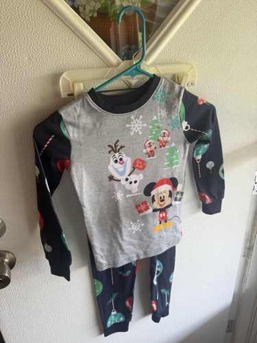Children’s Disney 100 Christmas Pajama Set Size 8 Top And Pants