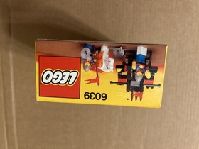 LEGO Castle: Twin-Arm Launcher (6039)-Brand New In Factory Sealed Box