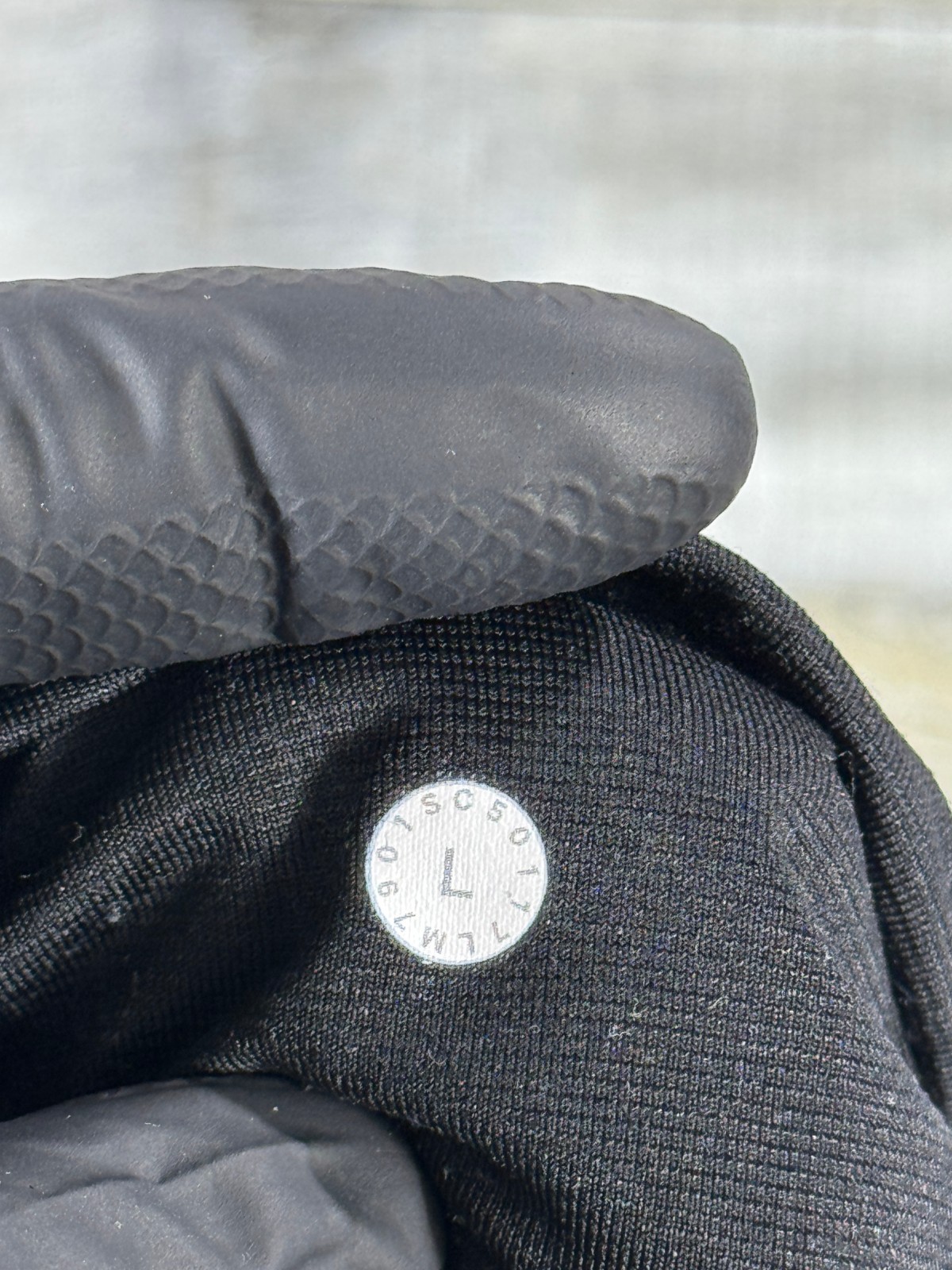 Lululemon T.H.E. Short Linerless Shorts Mens Large Gray Athletic Running Yoga