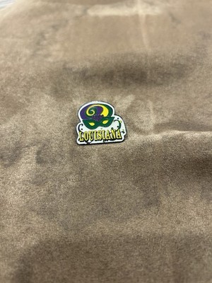 Louisiana Mardi Gras Mask Enamel Lapel Pin, Pinback, Green/Blue/Yellow
