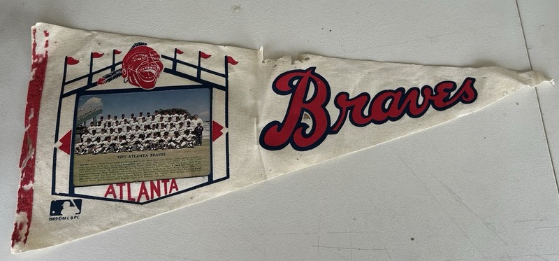 Atlanta Braves 1969 Pennant Vintage Felt 1971 Team Photo MLB MLBPC