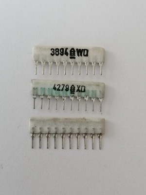 3 Stk. Widerstand Netzwerk Array  je  9 x 910 Ohm