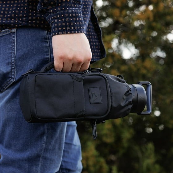 32-40 fl oz Water Bottle Sling with Shoulder Strap and Front Zipper Pocket,Black