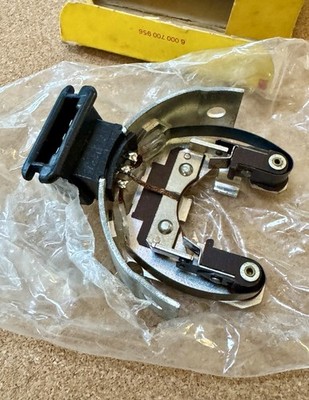 Volvo 1800E 1800ES 140 164 D Jetronic Distributor Trigger Contact