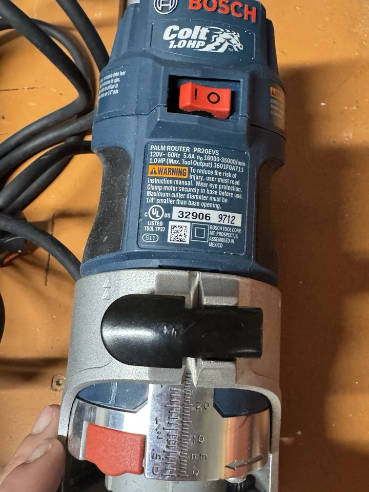 Bosch PR20EVS 1 HP Colt Router Electrónico de Palma con Cable de Velocidad Variable, 5.6 Amperios Foto 2 de 4