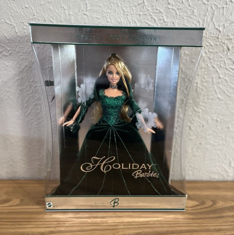 Barbie Holiday Barbie 2004 Special Edition Collector Doll in Original Box
