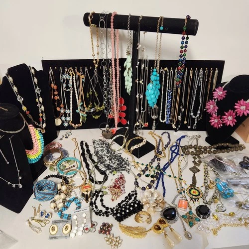 1-2  LB LOT Of Used Costume Jewelry Vintage to Modern Wearable 25-30 Pieces Read