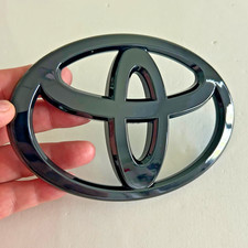 Gloss Black Front Grille Emblem Badge For 2016 2017 Toyota Tacoma Sr5 Limited