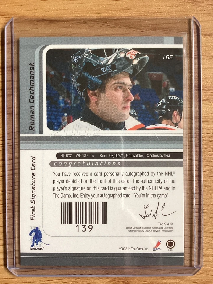 Roman Cechmanek - 2001 02 Be A Player Signature Series Gold Auto #165 - Flyers - Image 2 of 3