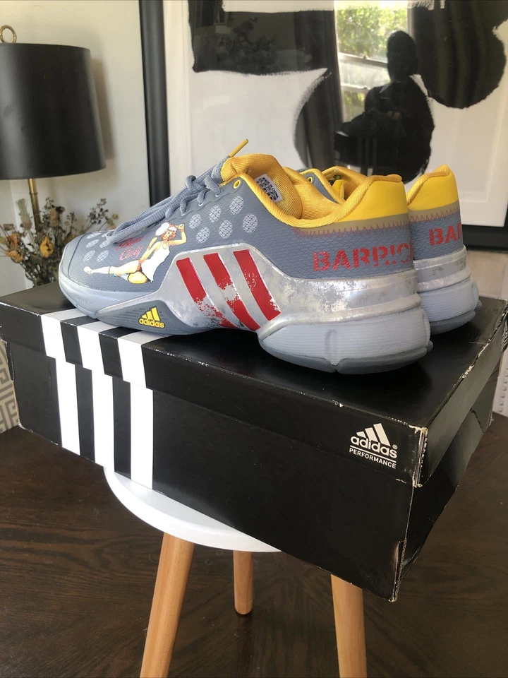 Adidas Barricade "Barri-Cady” Limited Edition Light Grey/Scarlet/Silver Sz14 NIB - Image 4 of 4