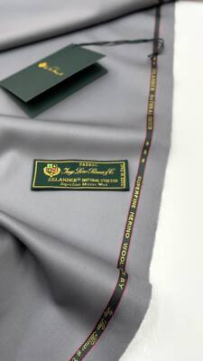 スーツ SARTRIA LATORRE LOROPIANA SUPER130's 46 SARTRIA LATORRE LOROPIANA SUPER130's 46