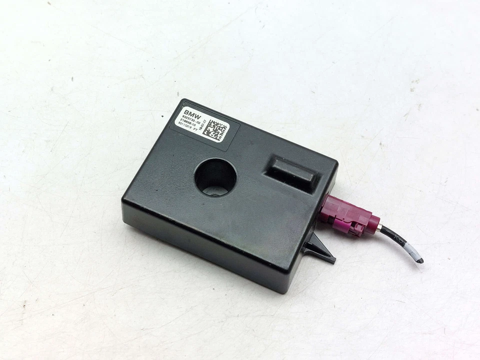 BMW 3 SERIES F30 F31 LCI AERIAL ANTENNA CONTROL MODULE UNIT 9325735 2017 - Image 2 of 4