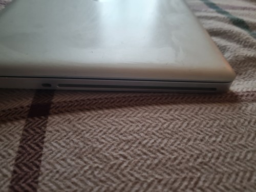 Mac Book Pro - working, good condition - Picture 4 of 9