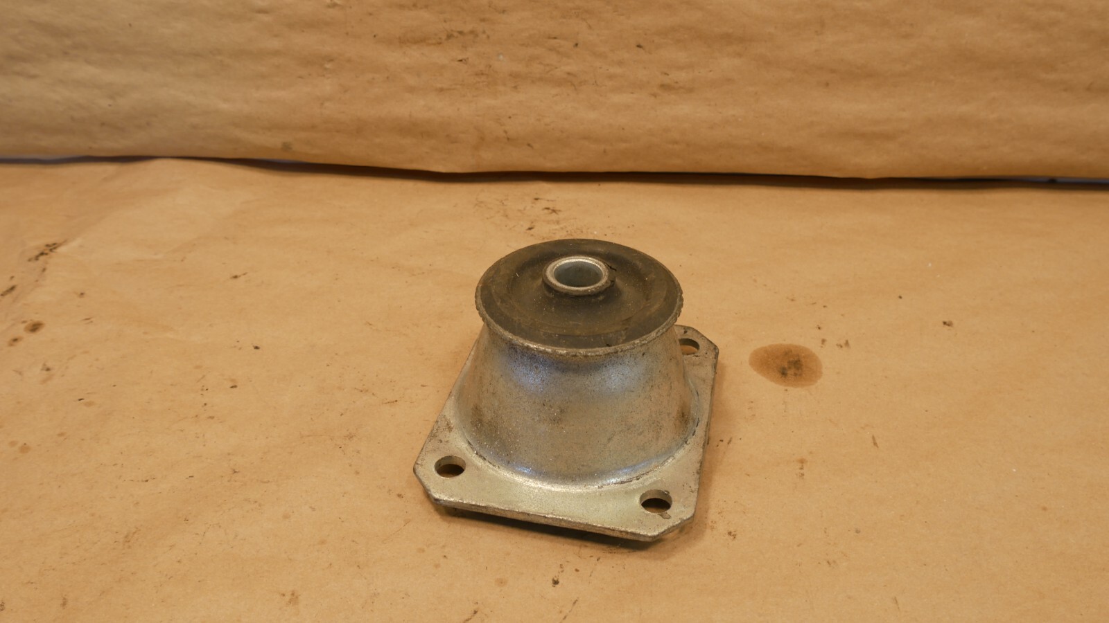 Ferrari 512M TR Testarossa Gearbox Engine Mount OEM PN 155454