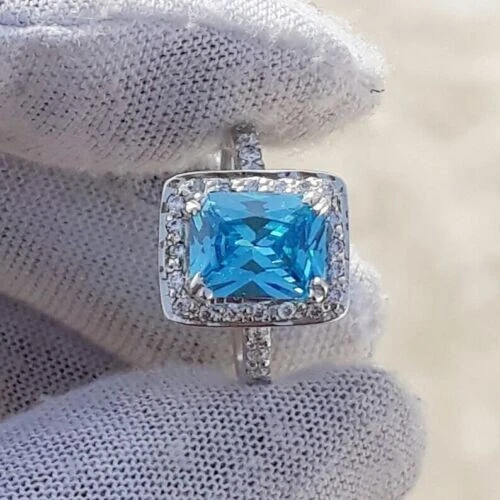 Anillo natural de topacio azul Londres o moissanita cóctel para mujer en oro blanco de 10 k Foto 3 de 3