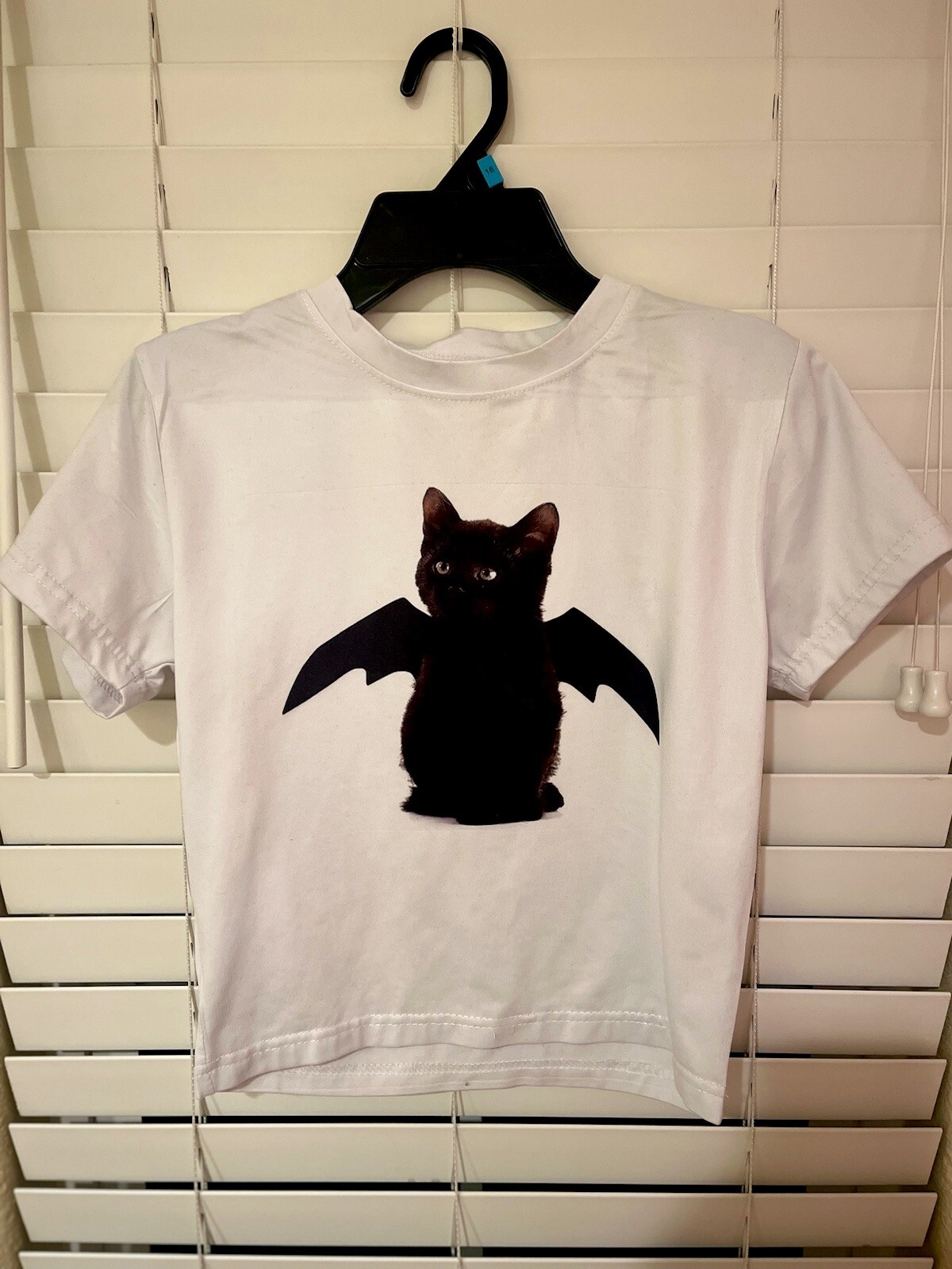 white crop top kitten y2k