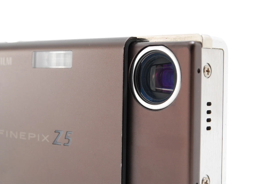 〈Exc +5〉Fujifilm FinePix Z Series Z5fd 6.3MP Digital Camera - Mocha brown japan - Image 2 of 4