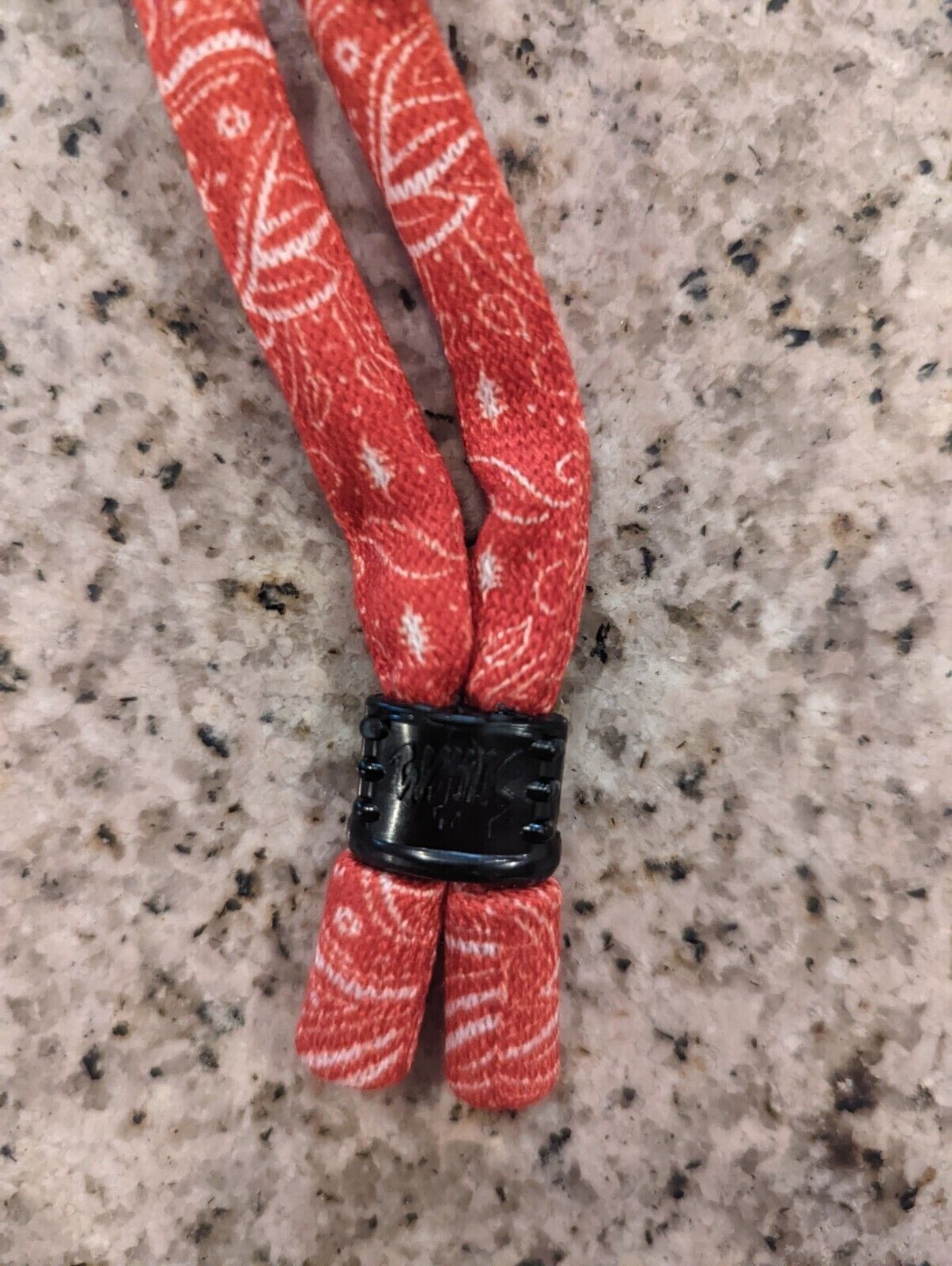 Croakies Suiter Eyewear Retainer Bandana Red X-Large | eBay
