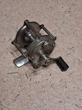 Antique Hendryx No. 40 Fishing Reel 