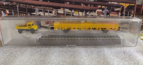 Trix 24074 Wagon spécial MoBa-Treff de 2005 avec son véhicule HO | Zustand: Neuf