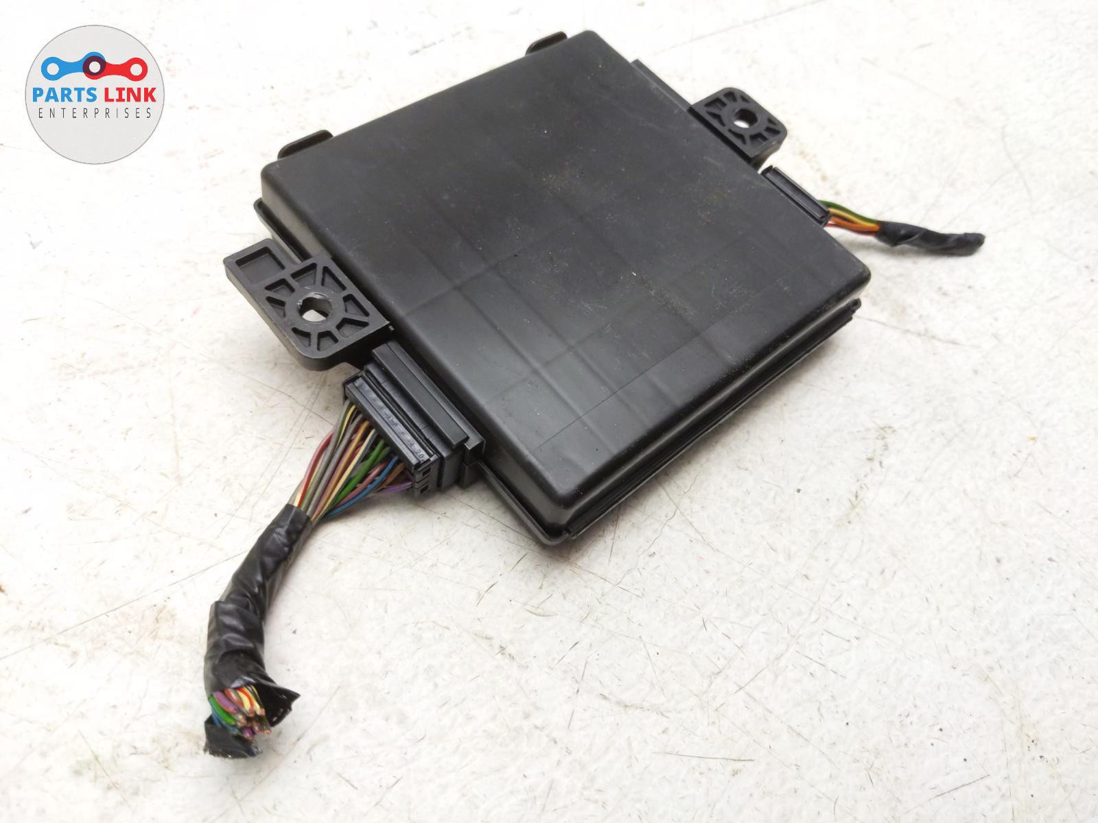 17-20 MASERATI LEVANTE REAR ROOF PASSIVE KEYLESS ENTRY START CONTROL MODULE M161