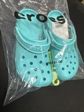 Crocs Green Limited Edition 5m-7w Classic Clogs Unisex.