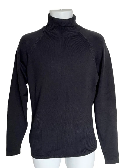 Tiger top woods turtleneck