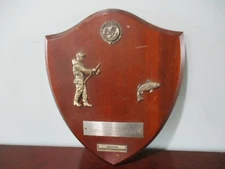 Presented by The F & M SCHAEFER BREWING CO. BEN BERMAN PRES.KINGS BAY STRIPER CL