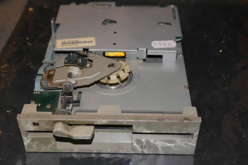 5.25” CHINON FZ-506 FDD  Floppy Disk Drive 1.2 Mb DS/HD WORKING