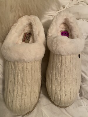 NWT Skechers Bobs  Cable Knit Sweater Faux Fur Cream Slippers Women's 8.5 Cozy