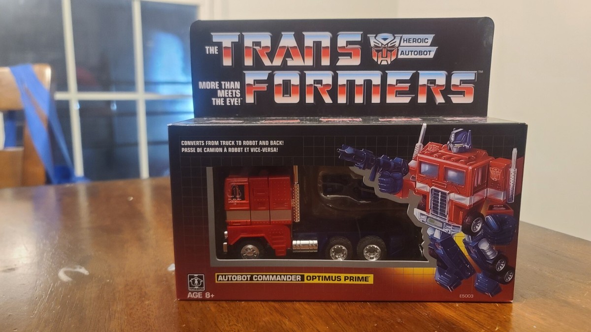 Hasbro Transformers Walmart G1 Reissue Optimus Prime MISB