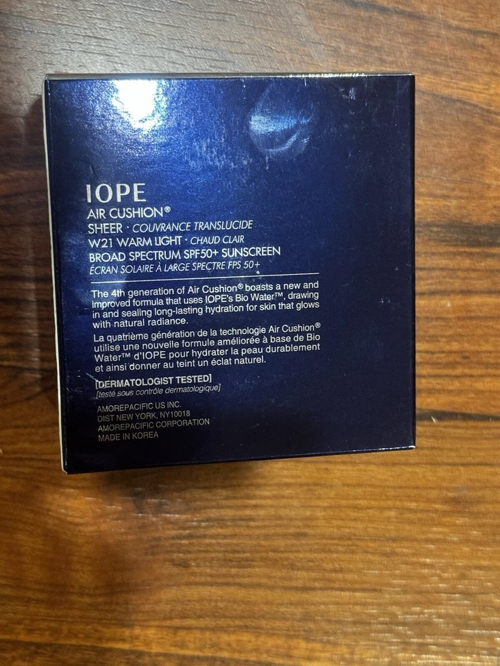IOPE AIR CUSHION Sheer W21 Warm Light SP50+ Sunscreen NEW In Box - Image 3 of 3