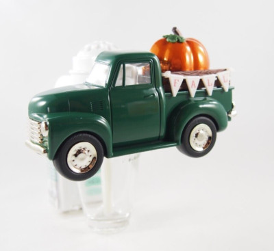 (1) Bath & Body Works Green Truck Pumpkin FALL Scent Control Wallflower Plugin