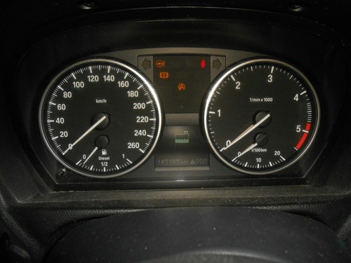 Tacho Kombiinstrument Automatik BMW E90 E91 3´er Bj.2008 145.185km
